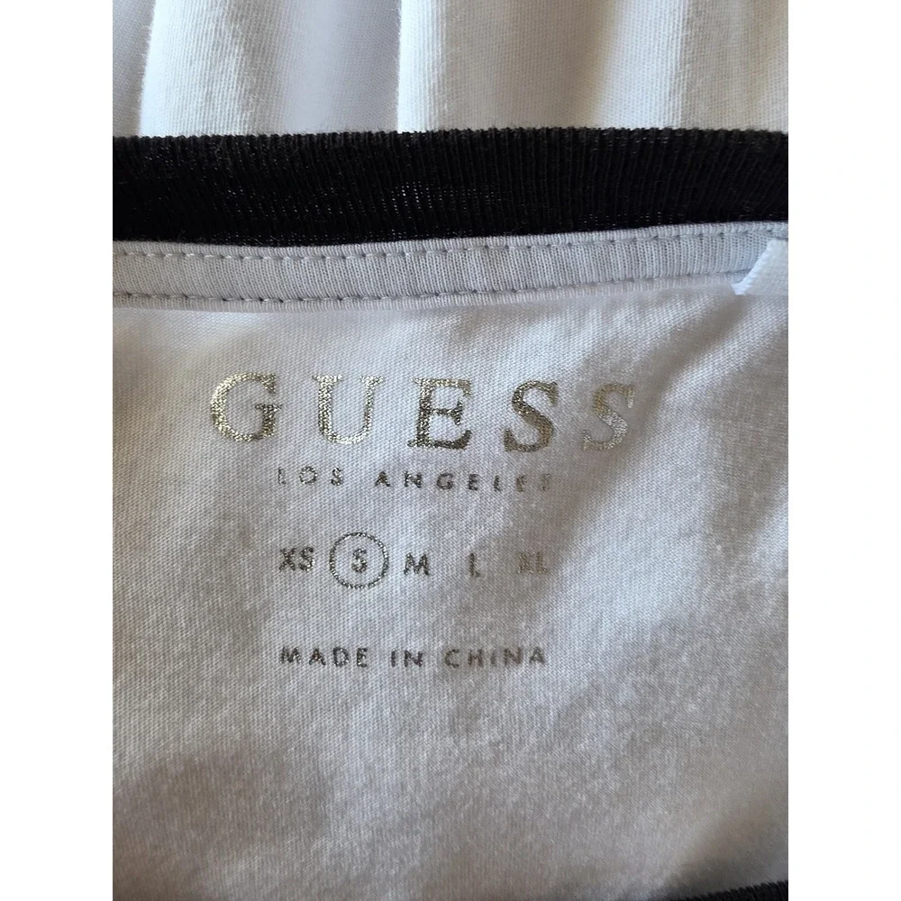 Guess Women's Graphic T-Shirt Size S White Black Short Sleeve Casual Tee Top - Picture 3 of 7